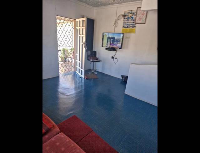 3 BEDROOM HOUSE FOR SALE IN WOODHURST